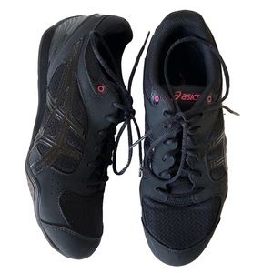 low profile athletic shoes